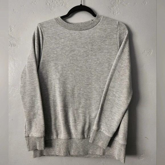 Ingrid & Isabel Mama Crewneck Grey Sweater sz XS - Picture 6 of 10